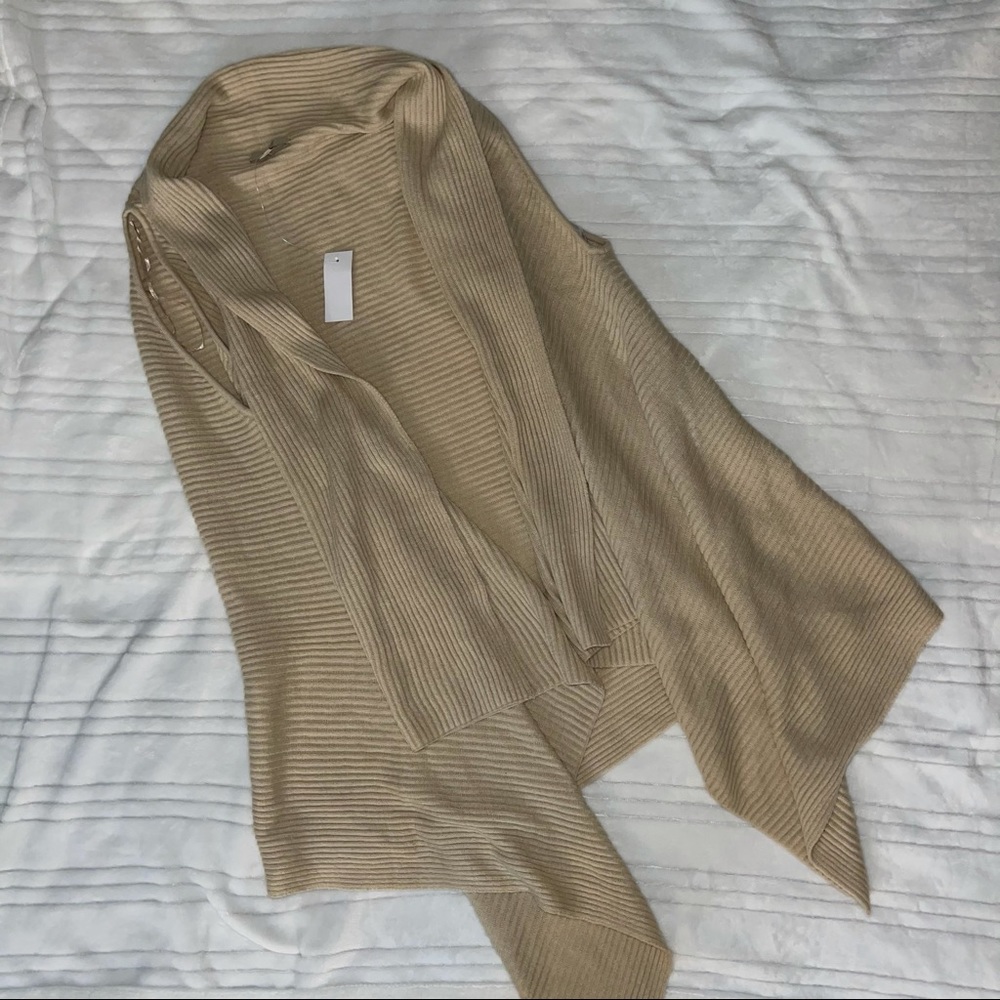 The Loft Sleeveless Cardigan